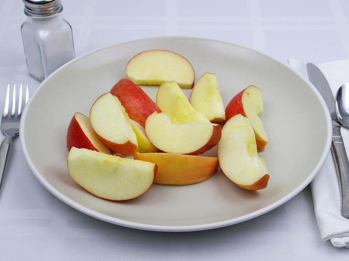 Calories in 1.5 fruit(s) of Apples - Fuji