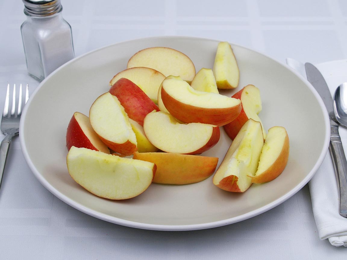 Calories in 2 fruit(s) of Apples - Fuji