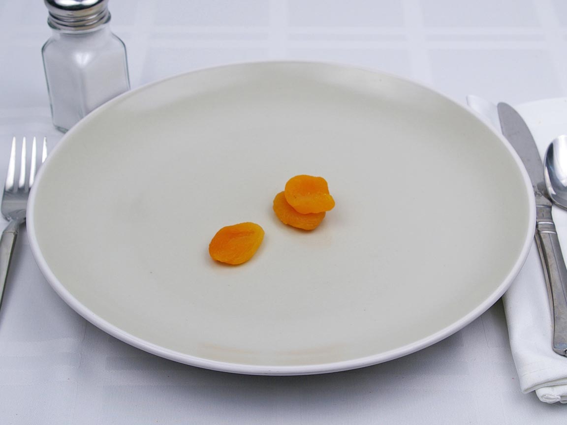 Calories in 3 piece(s) of Apricot - Dried