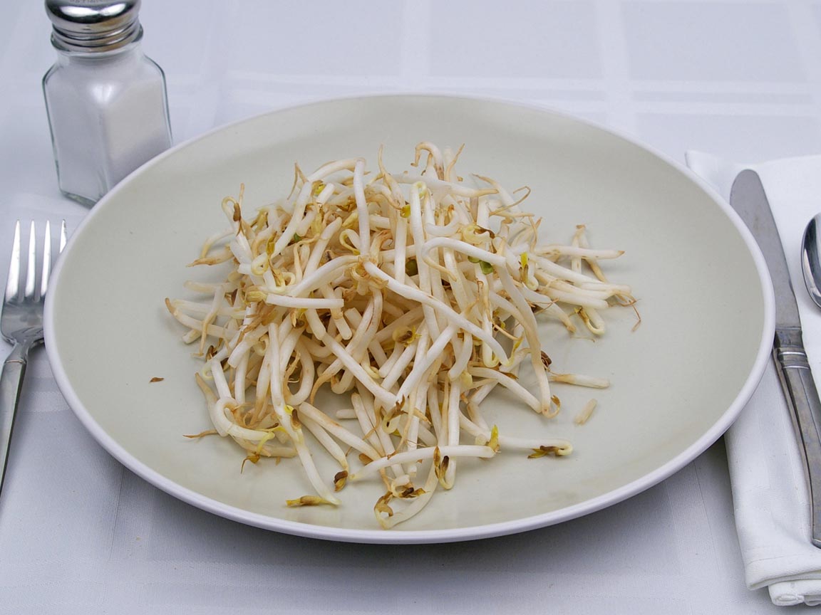 Calories in 113 grams of Soybean Sprouts