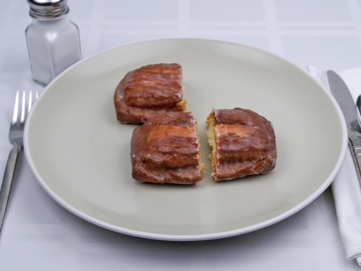 Calories in 1.5 donut(s) of Glazed Buttermilk Donut