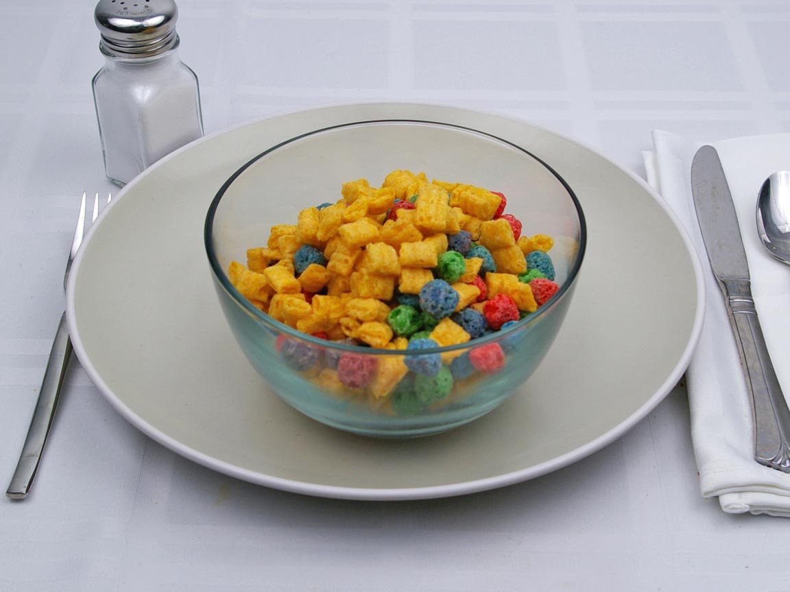 Calories in 2.5 cup(s) of Cap'n Crunch Crunch Berries Cereal