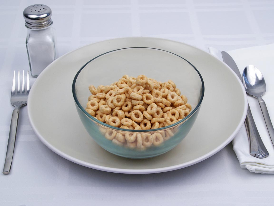 Calories in 2.25 cup(s) of Cheerios Cereal - Honey Nut