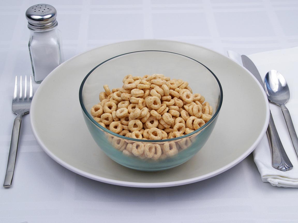 Calories in 2.75 cup(s) of Cheerios Cereal - Honey Nut