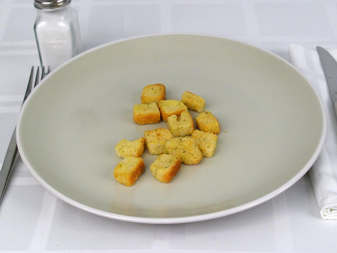 Calories in 11.97 ea(s) of Cheese & Garlic Croutons