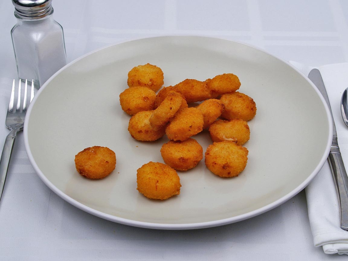 Calories in 15 tot(s) of Burger King - Cheesy Tots