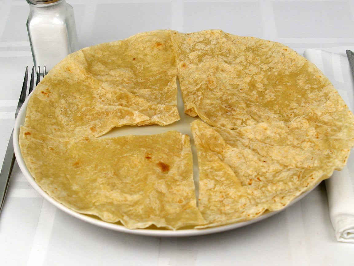 Calories in 1 tortilla(s) of Chipotle Flour Tortilla