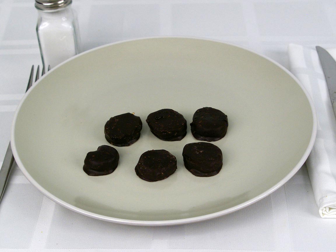 Calories in 6 ea(s) of Chocolate Covered Bananas - Slices