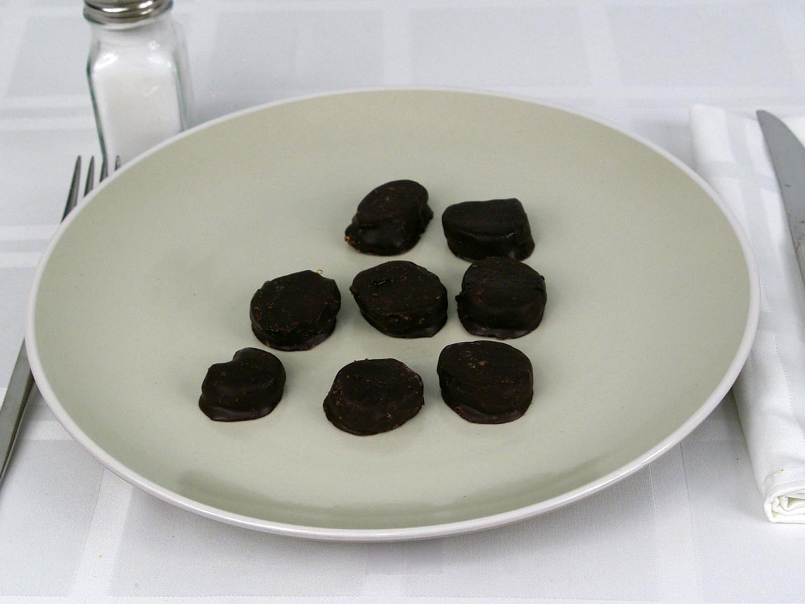Calories in 8 ea(s) of Chocolate Covered Bananas - Slices