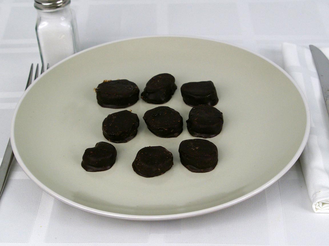 Calories in 9 ea(s) of Chocolate Covered Bananas - Slices