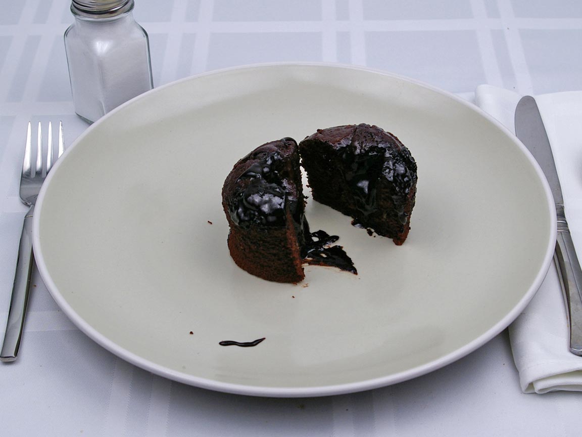 Calories in 1 cake(s) of Chocolate Lava Cake