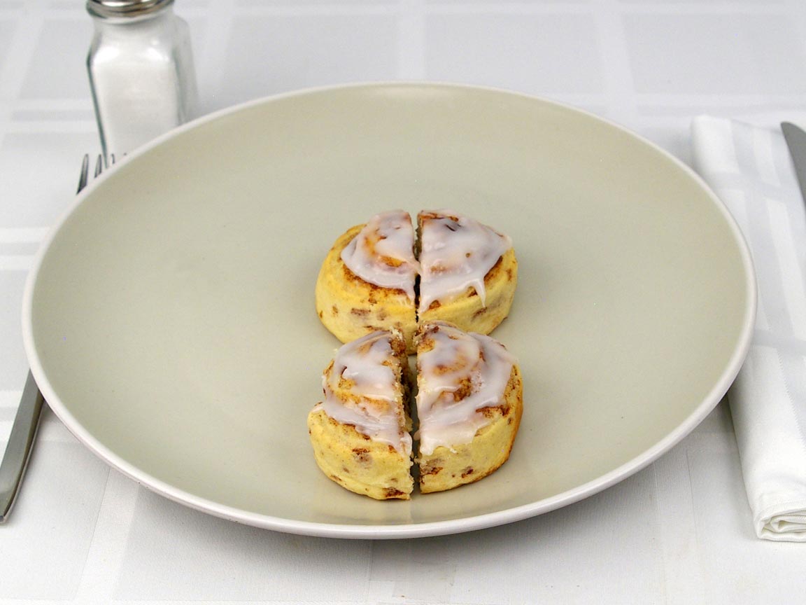 Calories in 2 roll(s) of Cinnamon Roll - Ready Bake