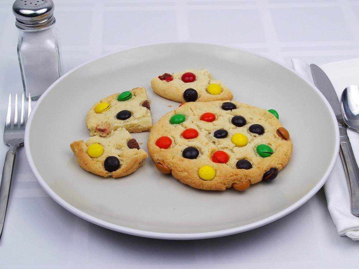Calories in 1.75 cookie(s) of M&M Cookies - Large