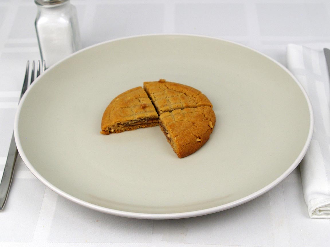 Calories in 0.75 cookie(s) of Starbucks Peanut Butter Cookie