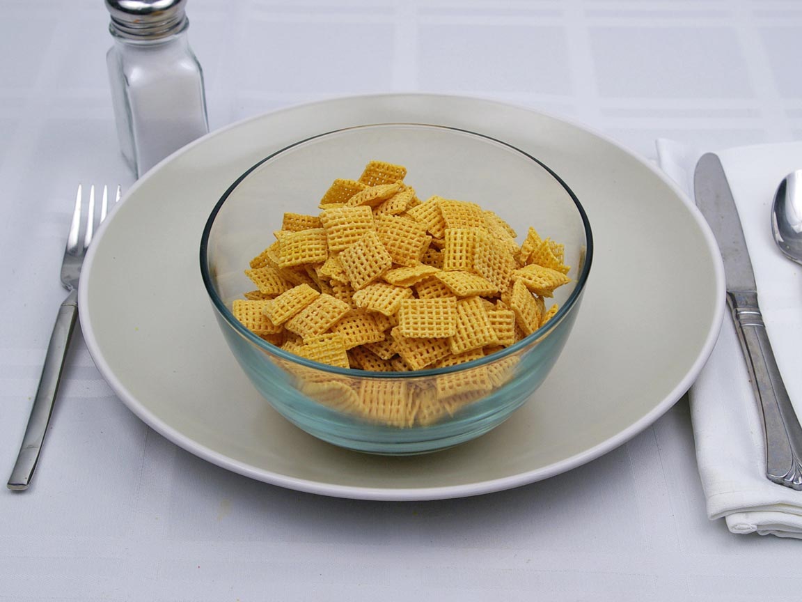 Calories in 2.25 cup(s) of Corn Chex Cereal