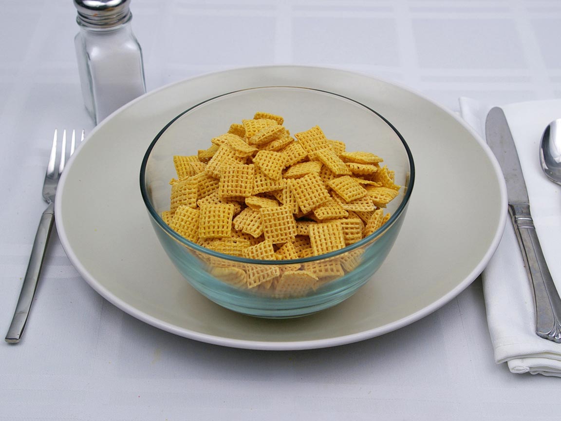 Calories in 2.5 cup(s) of Corn Chex Cereal