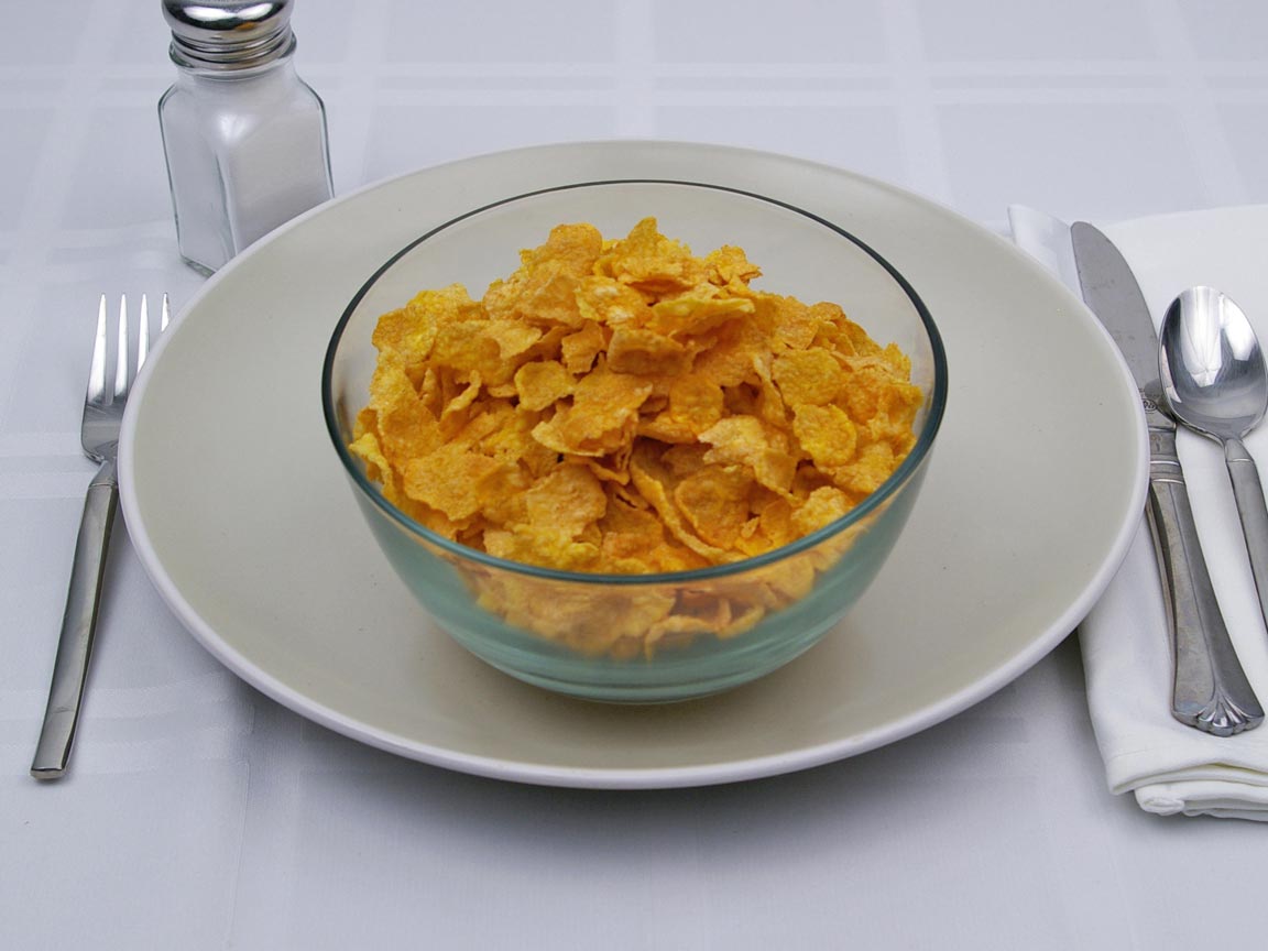Calories in 2.5 cup(s) of Corn Flakes Cereal