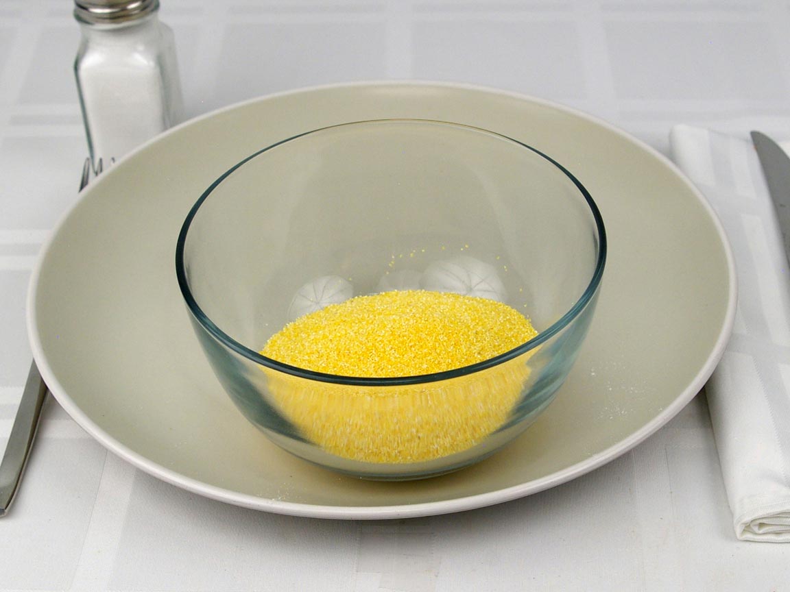 Calories in 0.5 cup(s) of Corn Meal