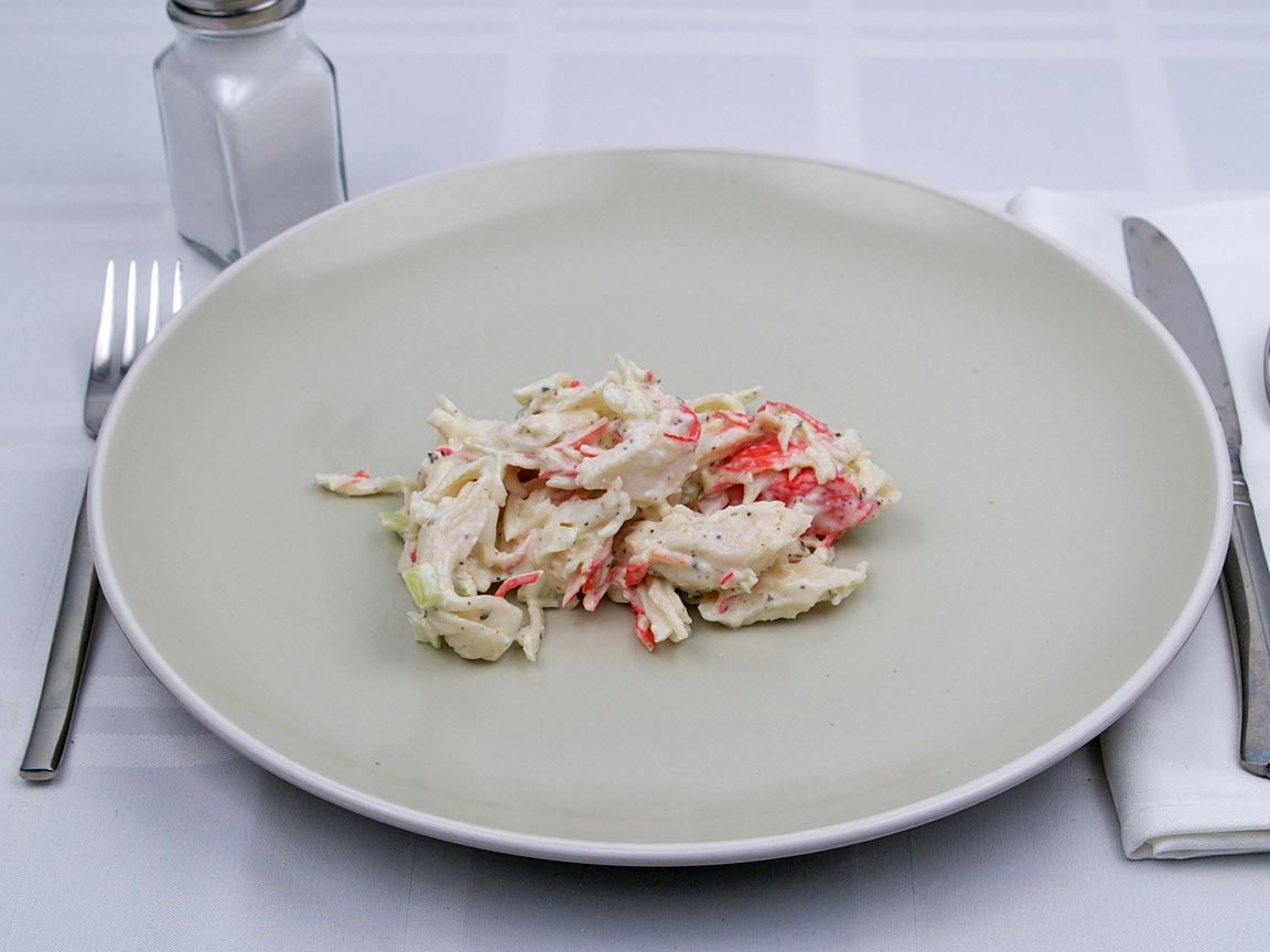 Calories in 0.5 cup(s) of Crab Salad