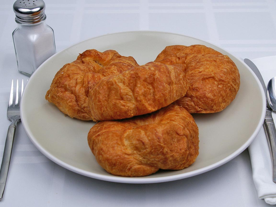 Calories in 7 croissant(s) of Butter Croissant