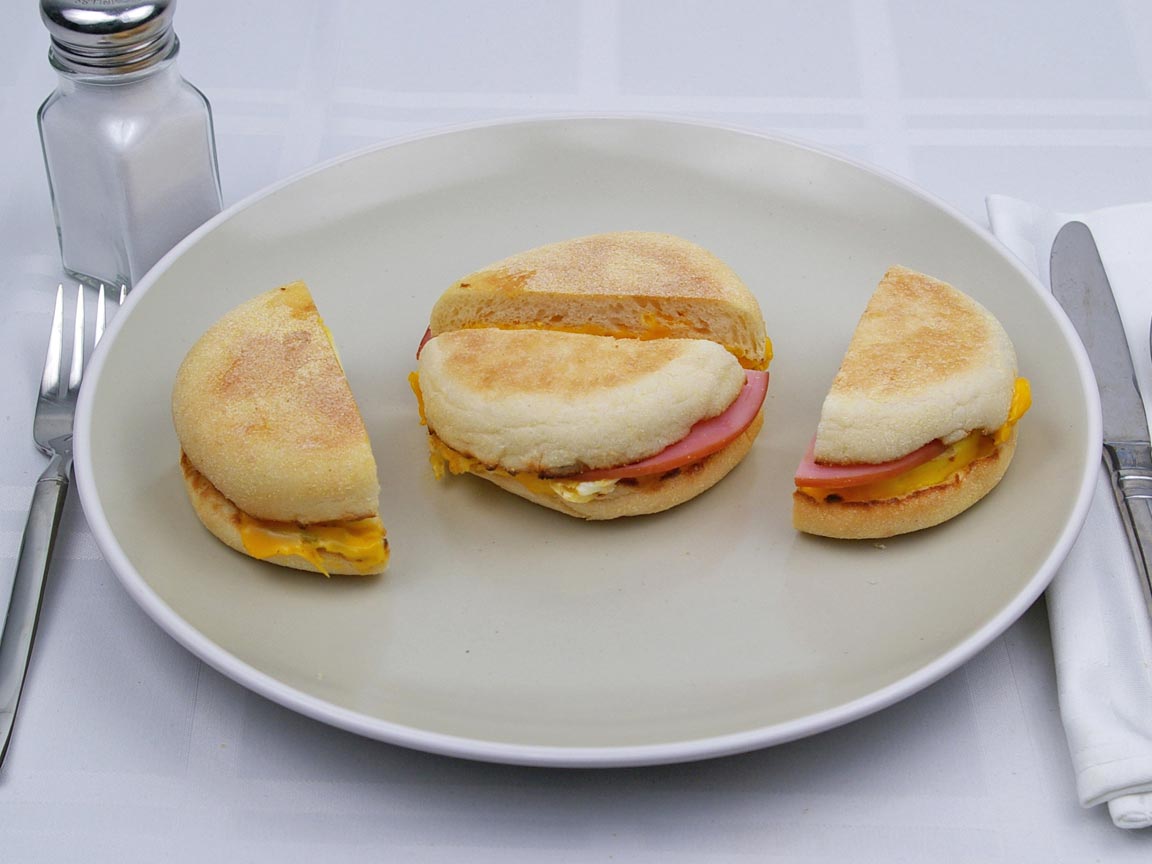 Calories in 2 mcmuffin(s) of McDonald's - Egg McMuffin