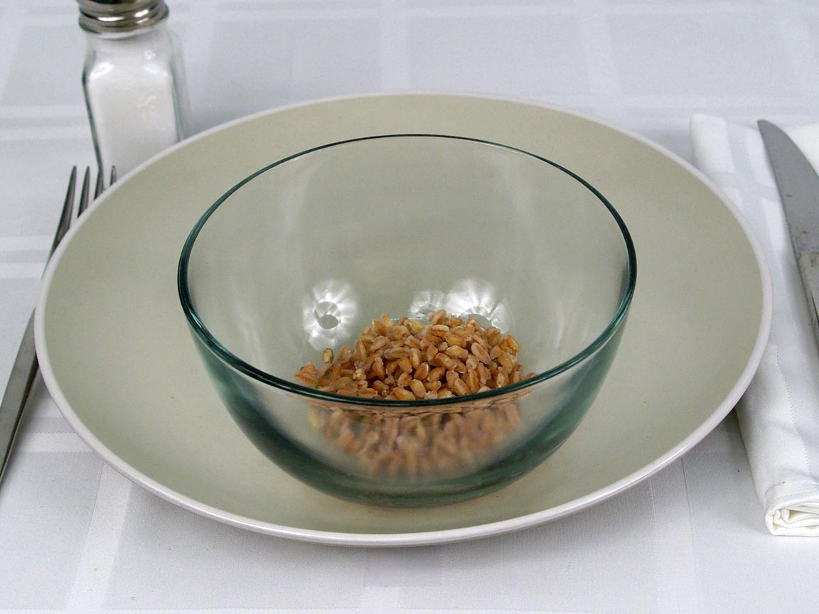 Calories in 0.25 cup(s) of Farro