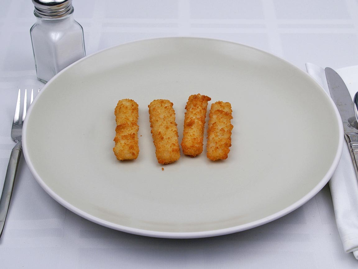 Calories in 4 stick(s) of Fish Sticks - Frozen