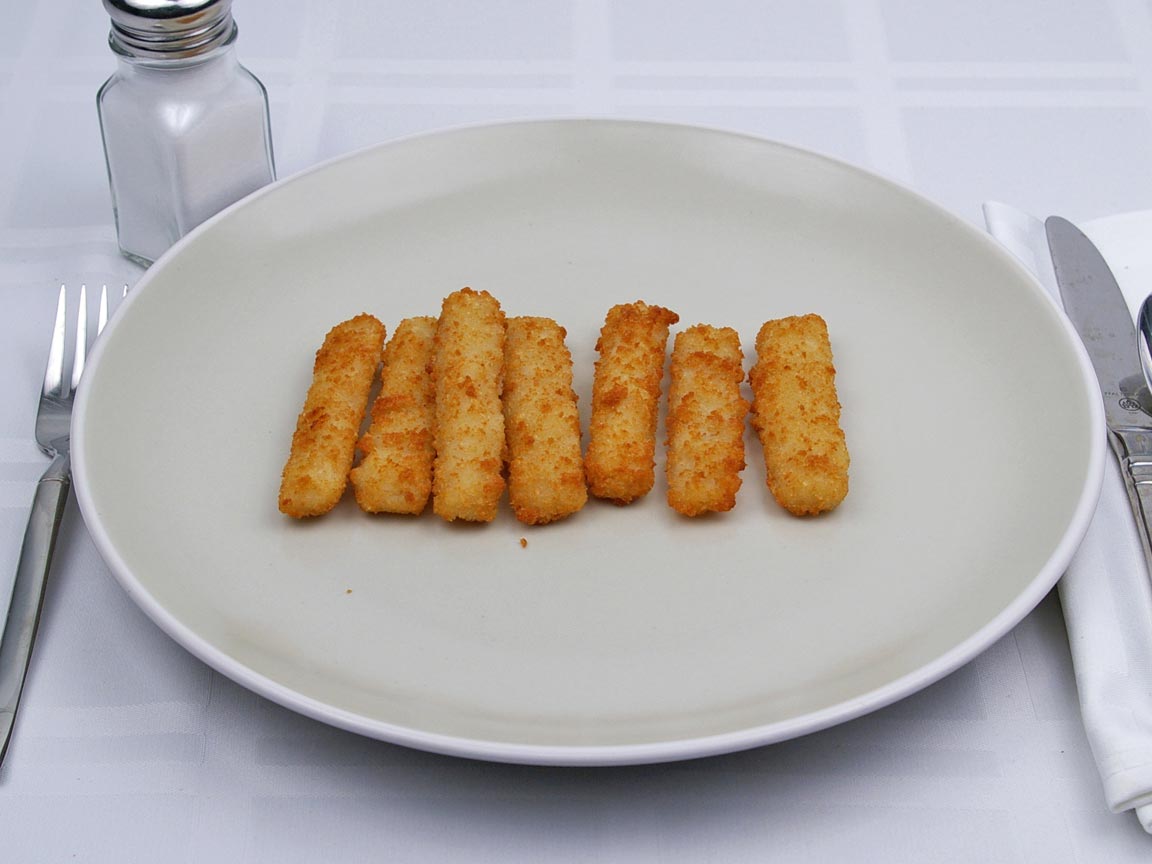 Calories in 7 stick(s) of Fish Sticks - Frozen