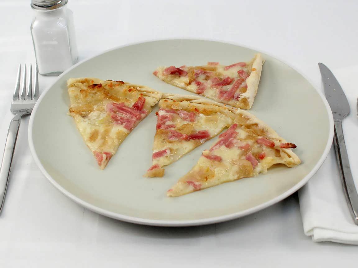 Calories in 108 grams of Flat Bread Ham and Cheese