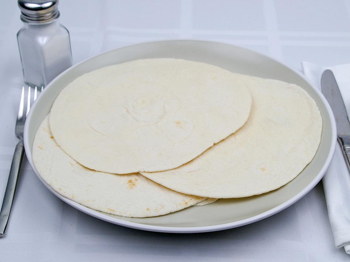 Calories in 4 tortilla(s) of Flour Tortilla