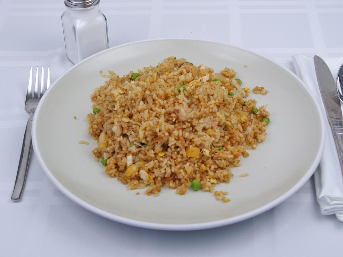 Calories in 2 cup(s) of Fried Rice 