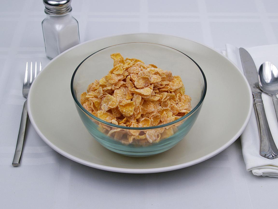 Calories in 2.25 cup(s) of Frosted Flakes Cereal