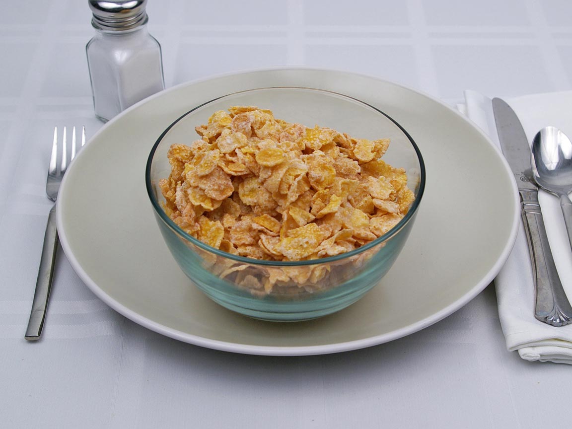 Calories in 3 cup(s) of Frosted Flakes Cereal