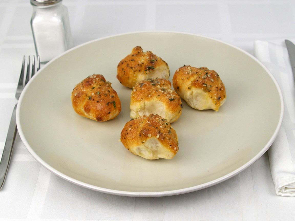Calories in 5 piece(s) of Pizza Hut Garlic Knots