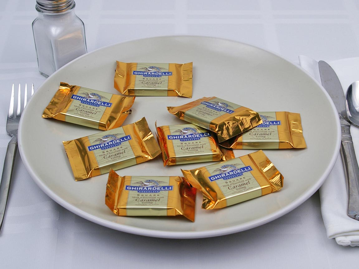 Calories in 8 square(s) of Ghirardelli Chocolate Caramel Square