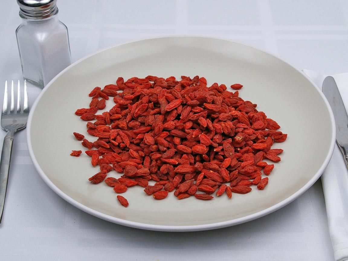 Calories in 1.33 cup(s) of Goji Berries - Dried