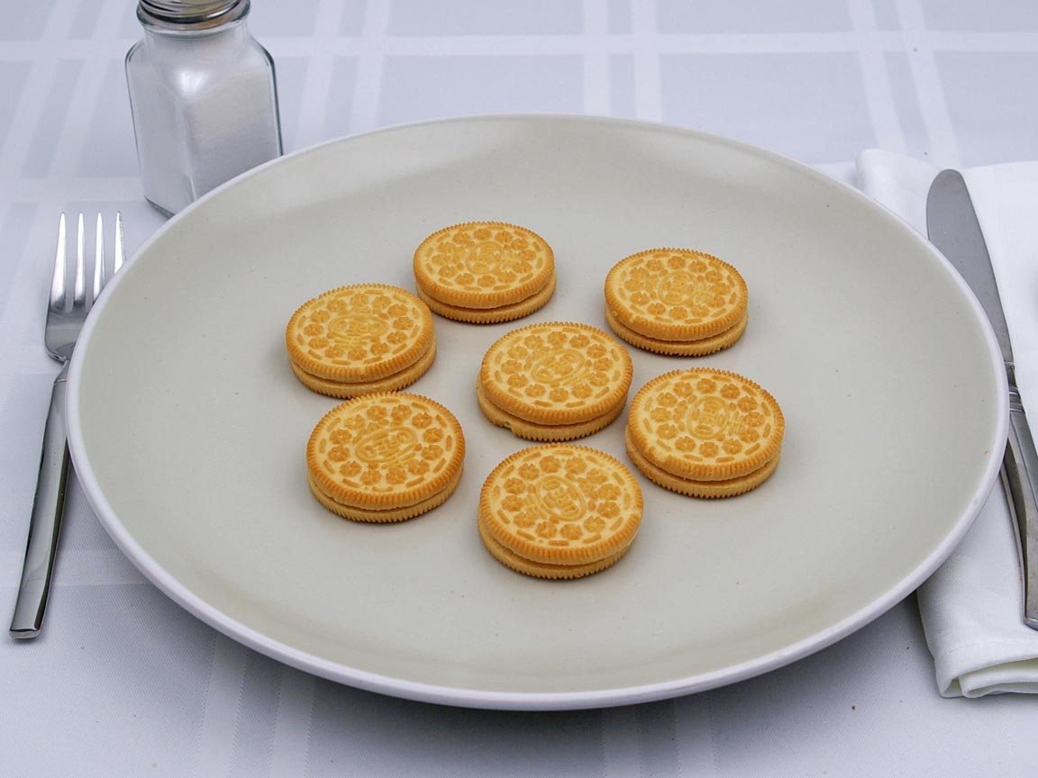 Calories in 7 cookie(s) of Golden Oreos Cookie