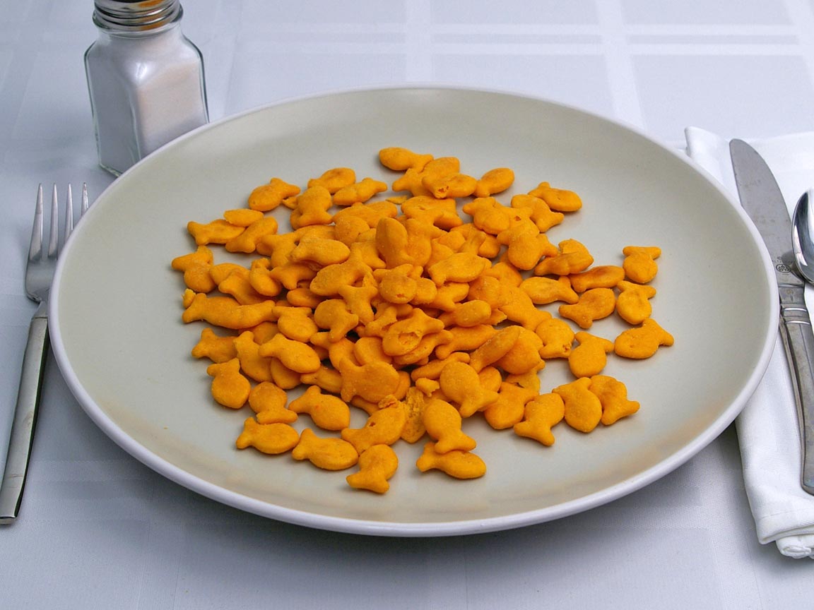 Calories in 70 grams of Goldfish Crackers - Cheddar