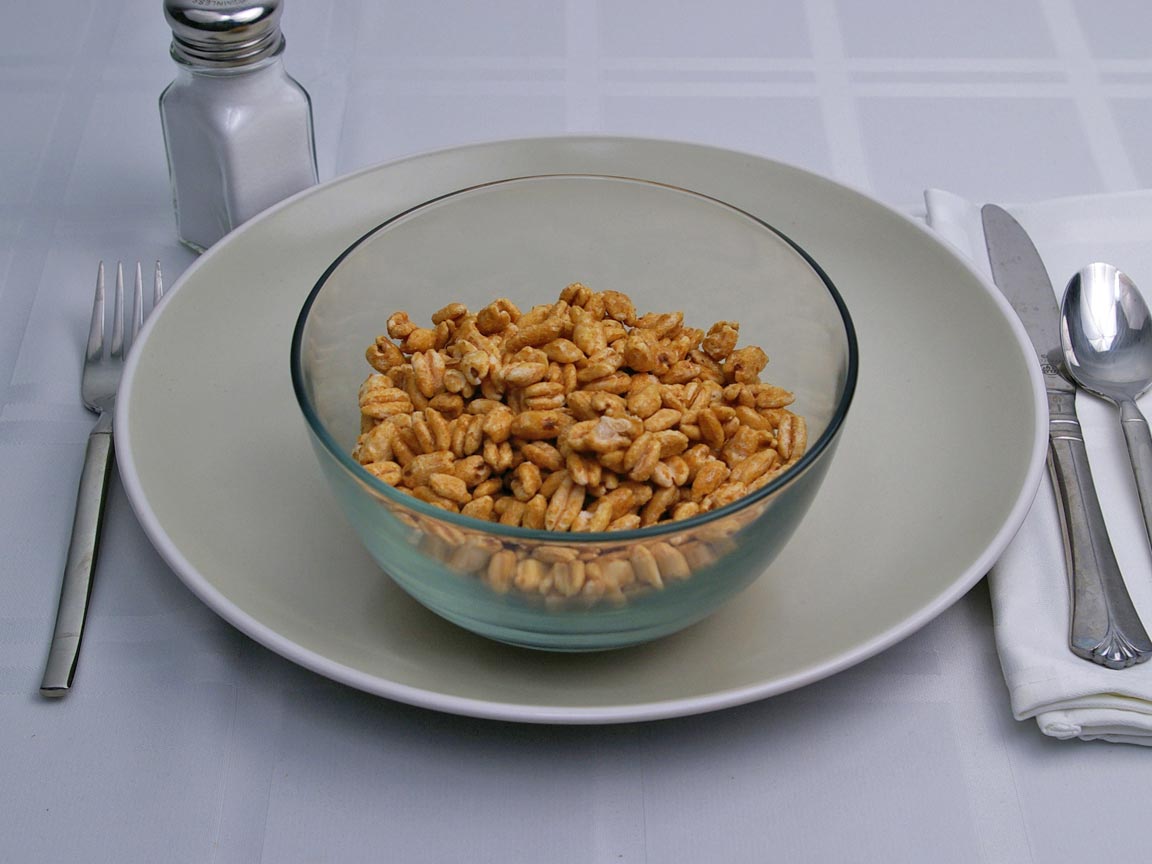 Calories in 1.25 cup(s) of Honey Smacks Cereal