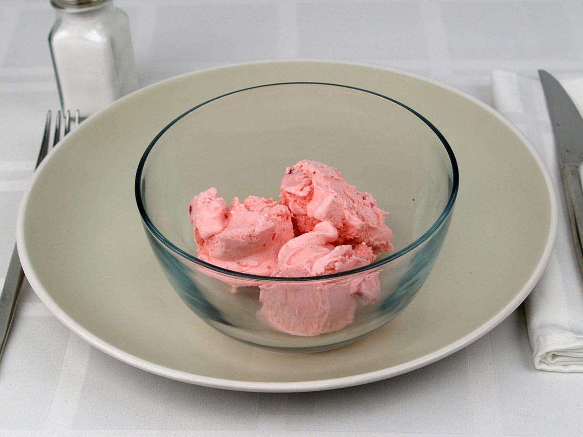 Calories in 0.75 cup(s) of Strawberry Ice Cream