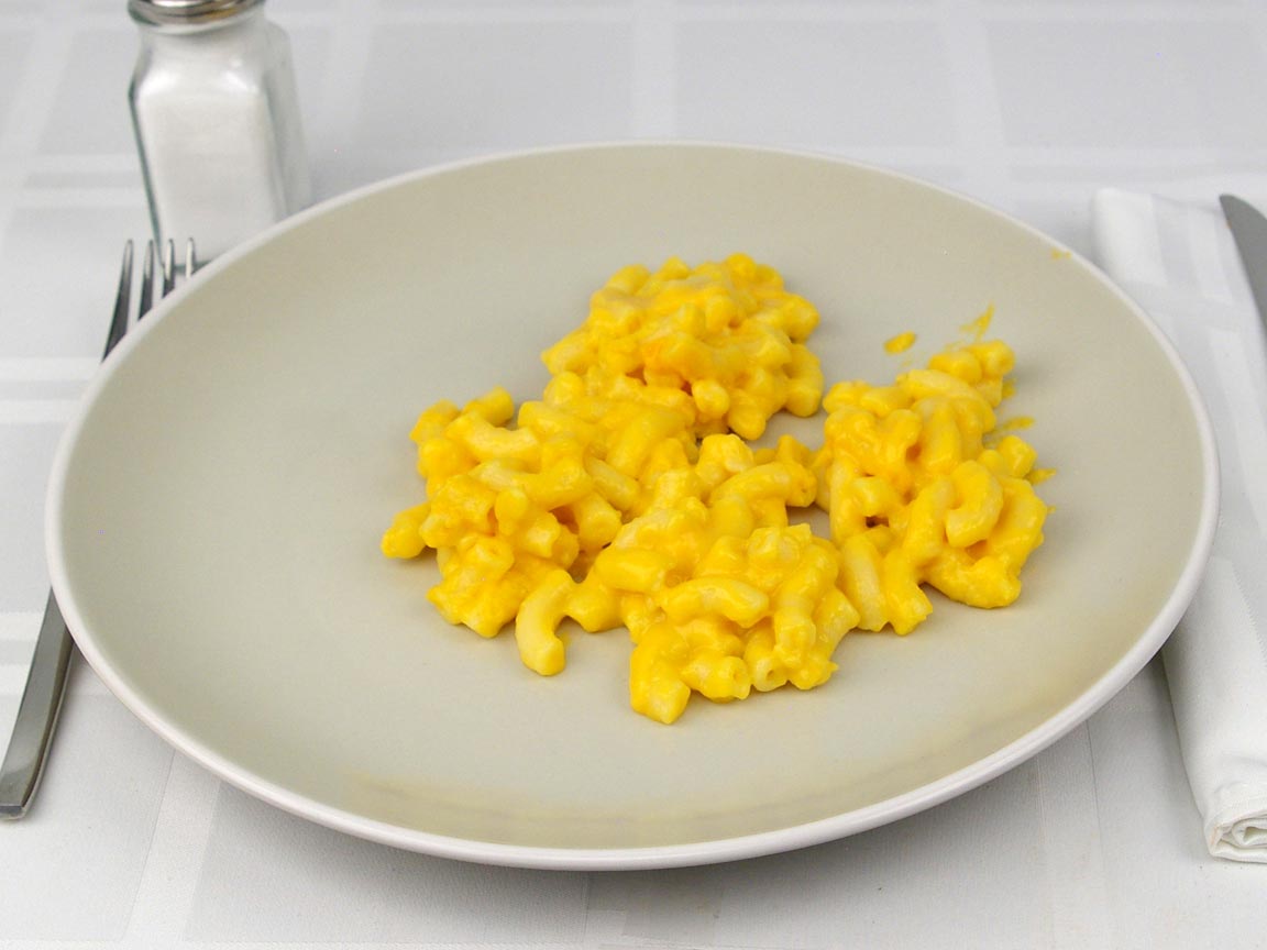 Calories in 1 cup(s) of Baked Mac and Cheese
