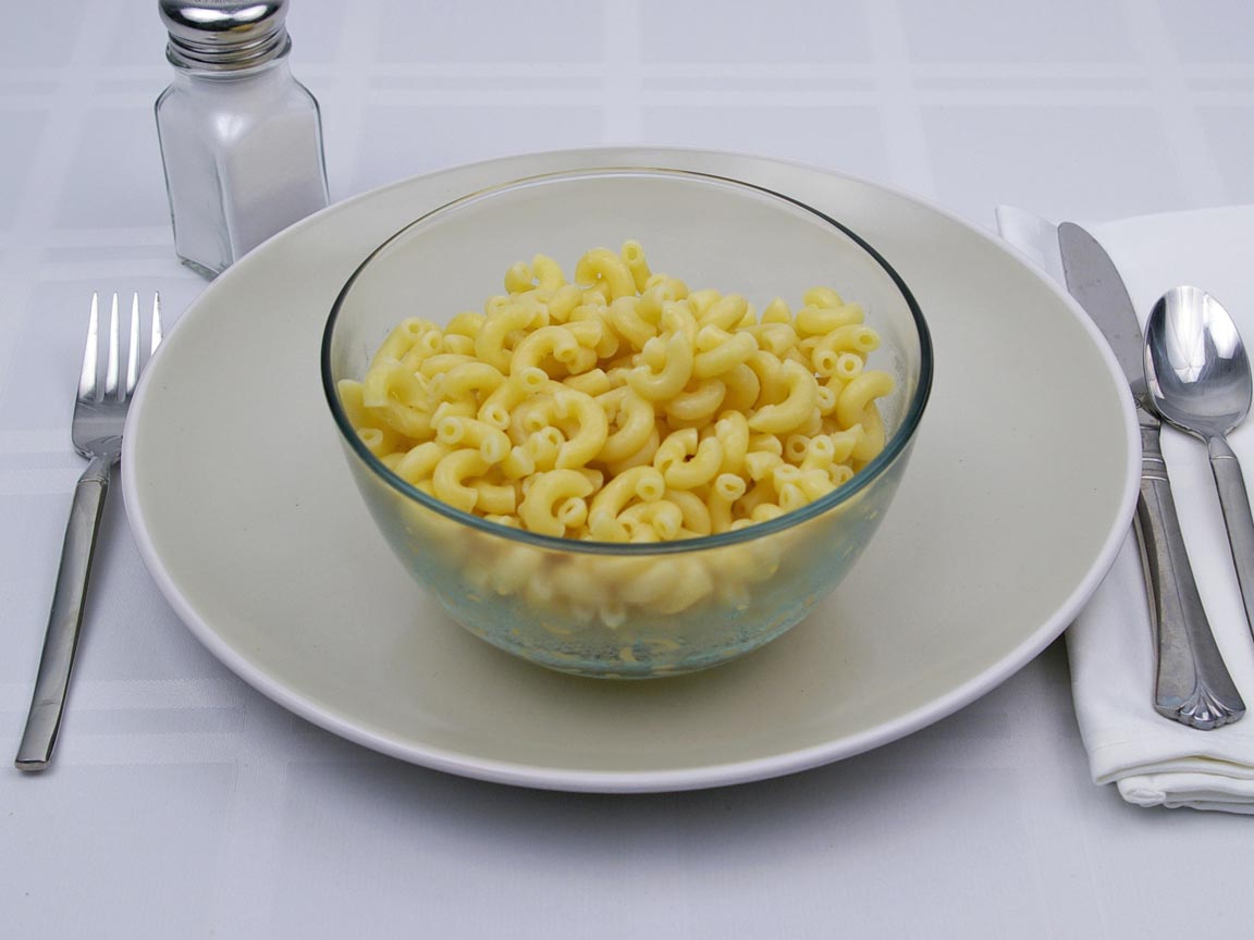 Calories in 2.5 cup(s) of Macaroni Pasta