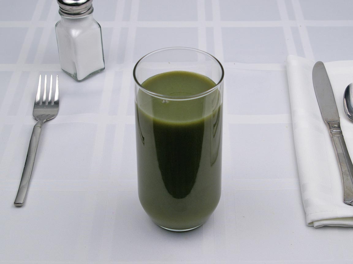 Calories in 14 fl oz(s) of Naked Green Machine Juice Smoothie