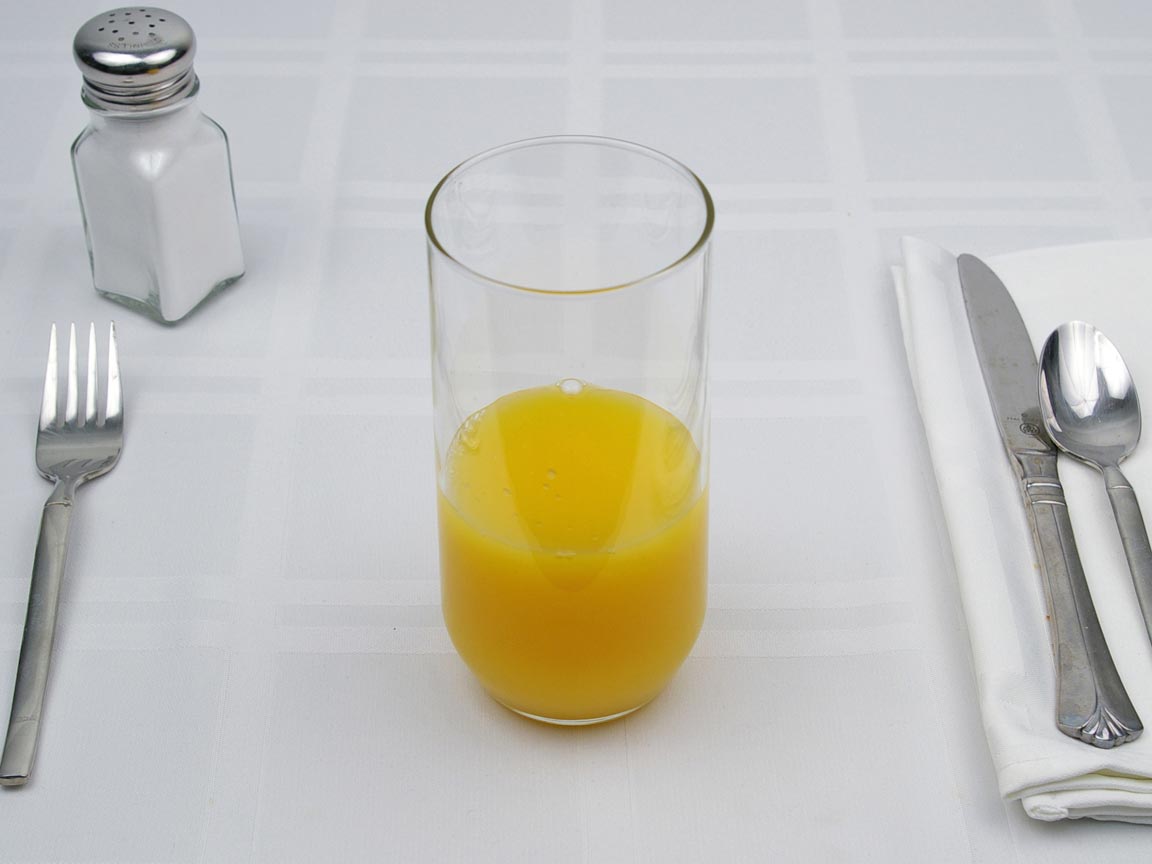 Calories in 7 fl oz(s) of Orange Juice - Avg