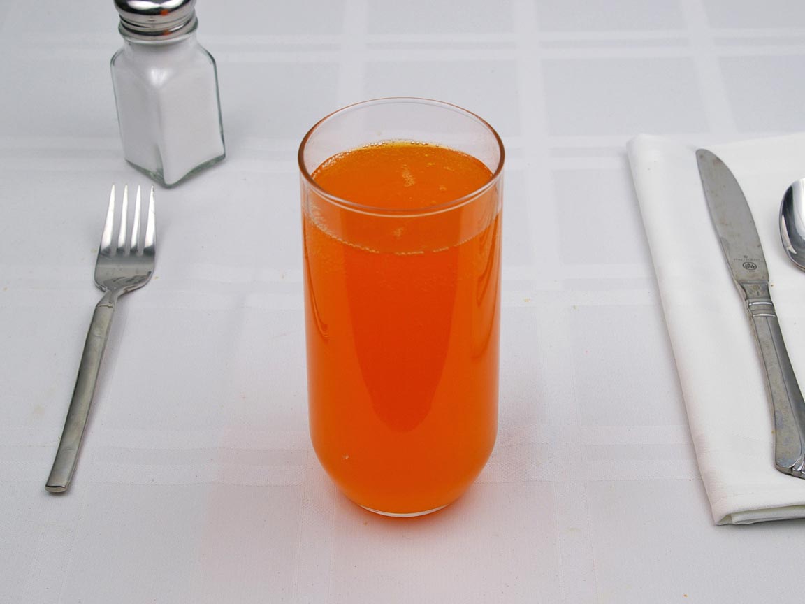 Calories in 15 fl.oz(s) of Fanta Orange Soda