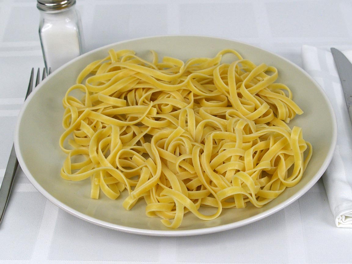 Calories in 226 grams of Fettuccine Pasta