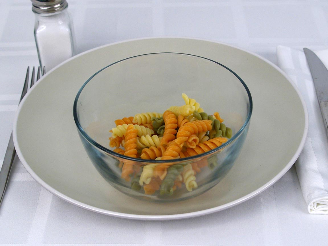 Calories in 85 grams of Rotini Pasta - Rainbow