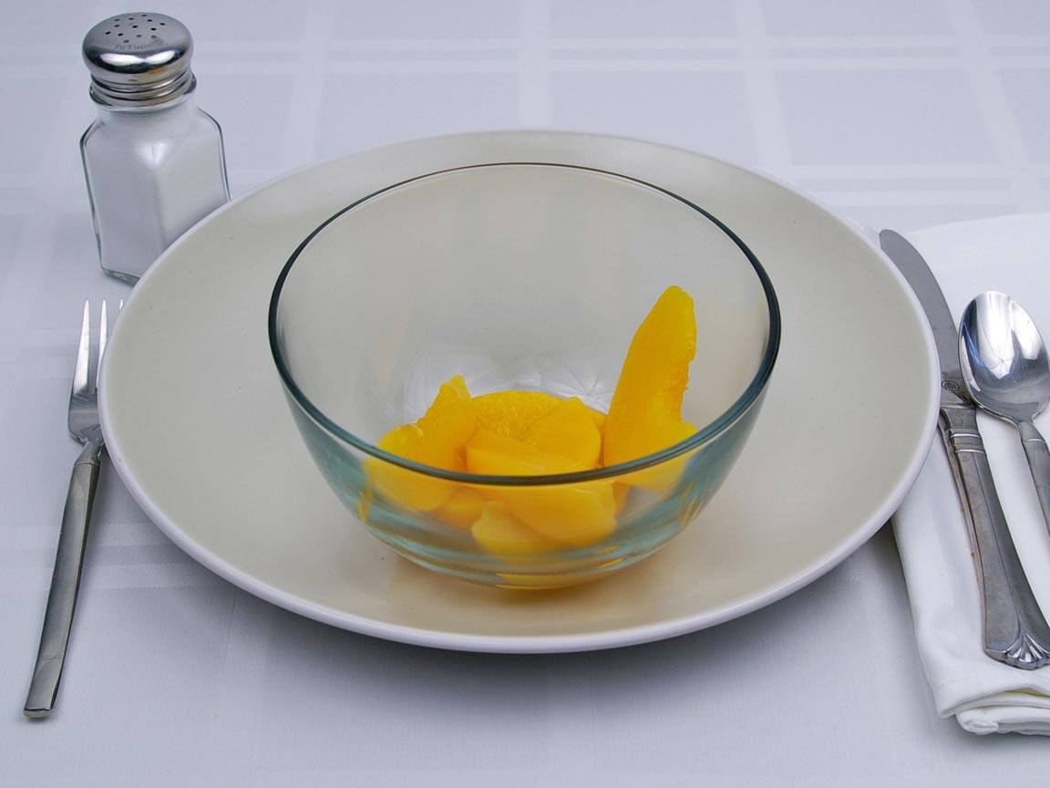 Calories in 0.5 cup(s) of Peaches - Canned - Lite Syrup - Drained