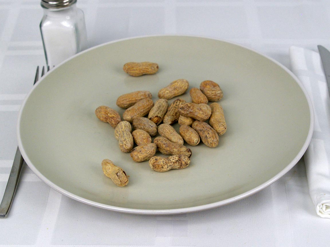 Calories in 42 grams of Peanuts in Shell