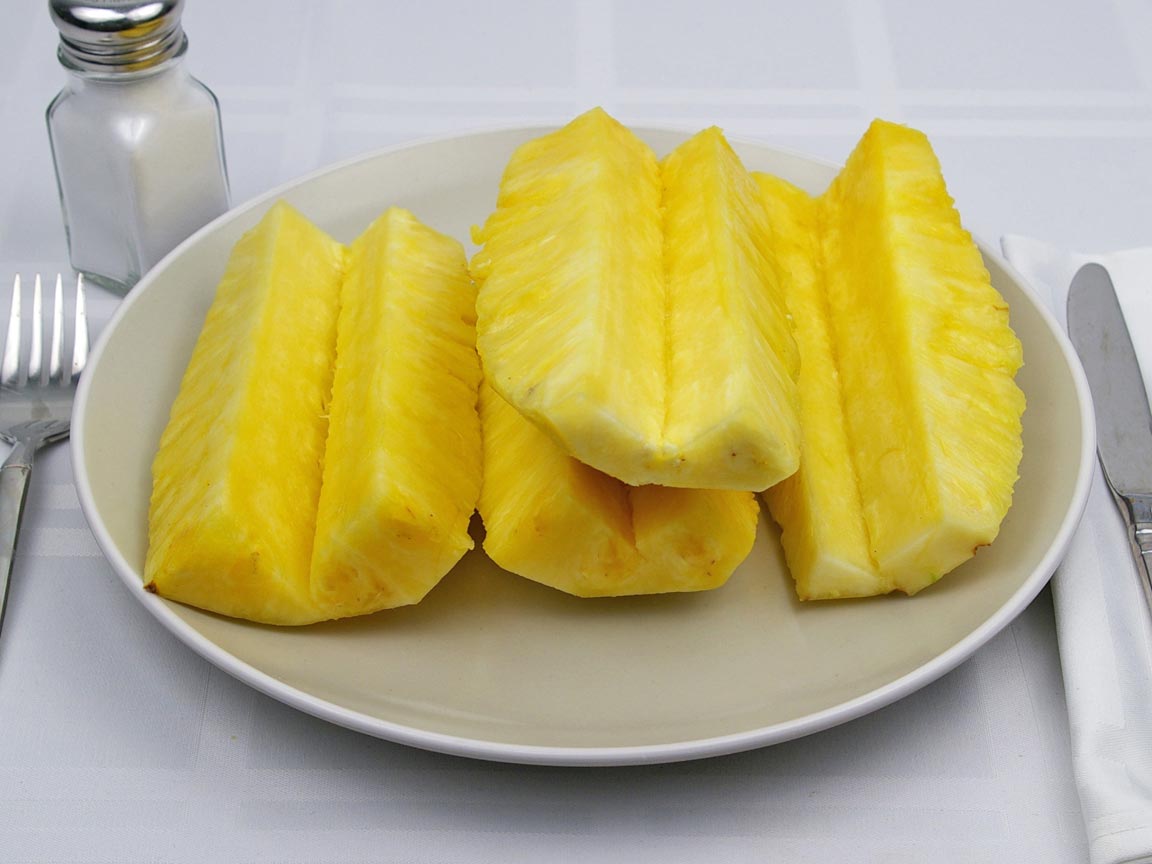 Calories in 1 fruit(s) of Pineapple - Fresh